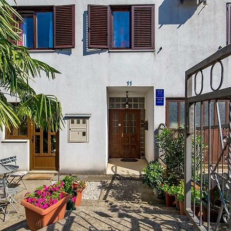 Apartment Roza, Sea View, Free Parking Ičići Екстериор снимка